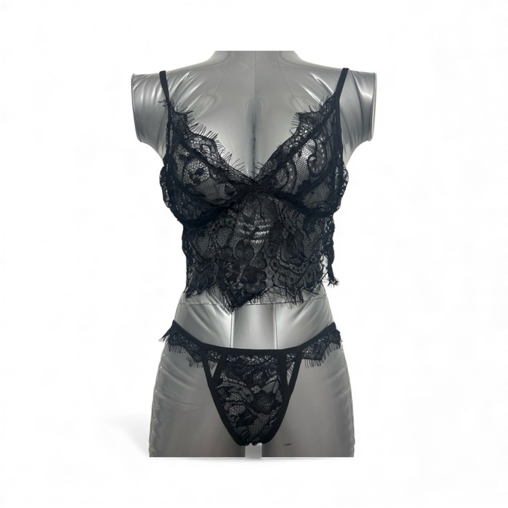 🌹002 INTMTS: Black lace panty and bra set size S
